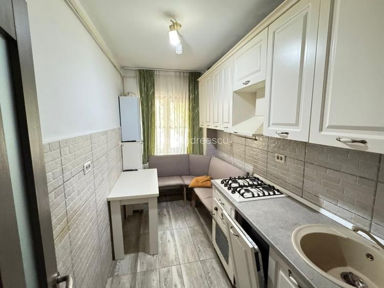 Apartament cu 3 camere central