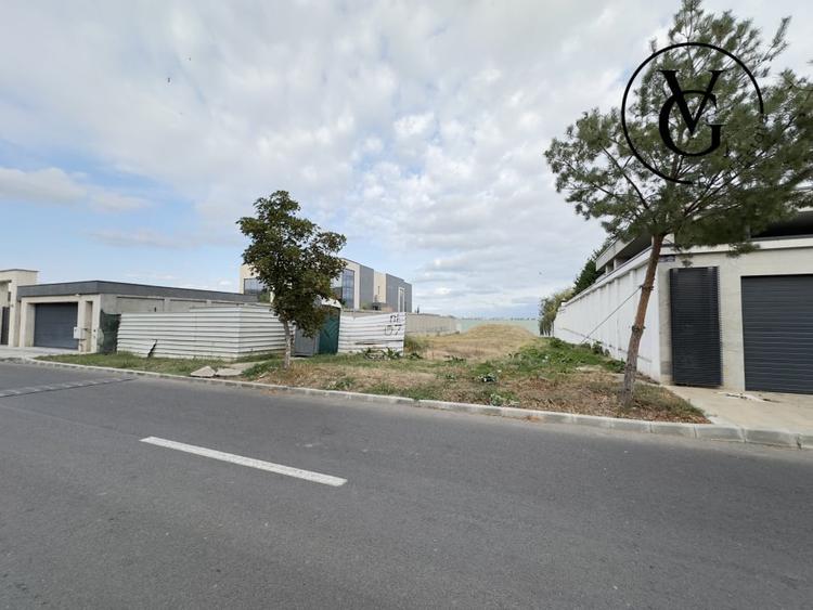 Teren constructii frontal  la lac -1784 mp -Ovidiu - 6