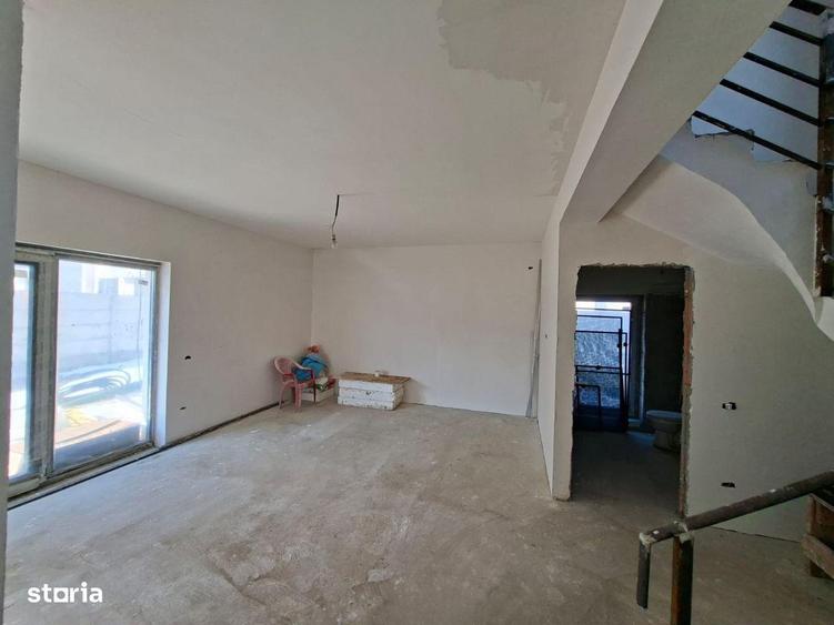 Casa P + 1 Etaj/3 camere /Com.Berceni/COMISION 0% - 8