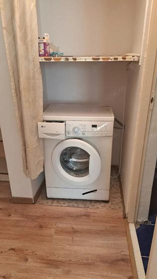 Inchiriez apartament zona centrala. - 2