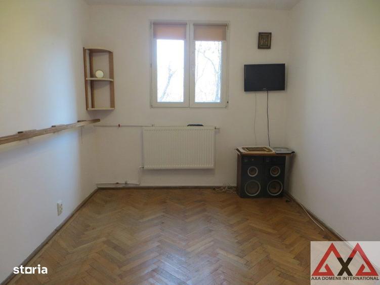 Apartament 4 camere Titan - metrou Nicolae Grigorescu - etaj 1 -bloc H - 4