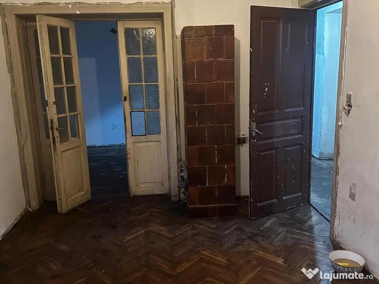 Apartament 3 camere 80,40 mp decomandat Vila veche tip bloc Calea Grivitei - 9