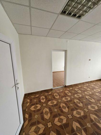 Inchiriez birou 40 mp parter, doua incaperi - 4