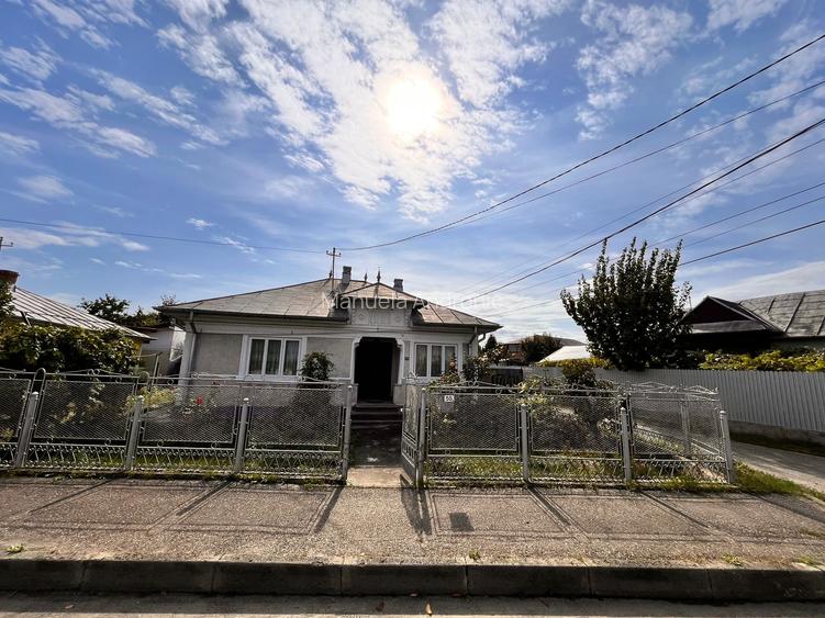 Casa de vânzare în INIMA Târgului Neamț