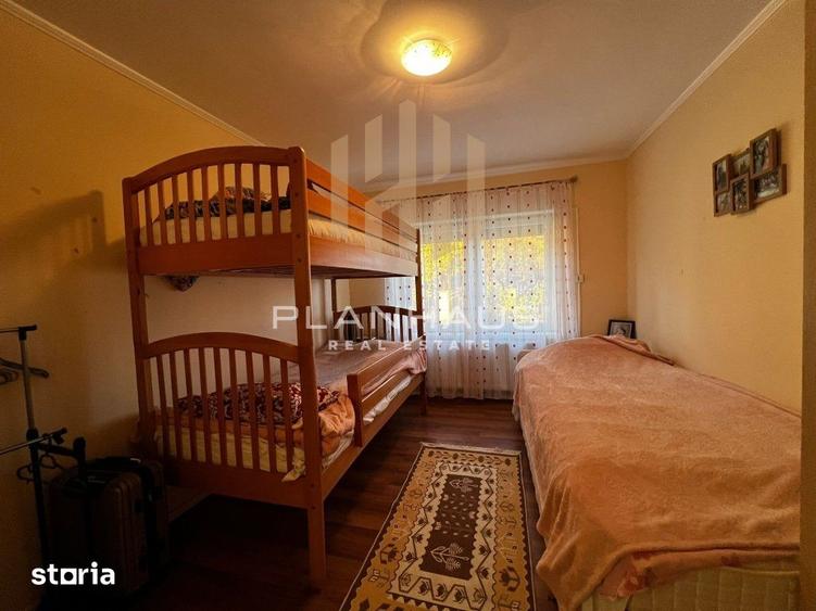 Casă cu 5 camere cu Teren 27 Mp în Cicârlău
