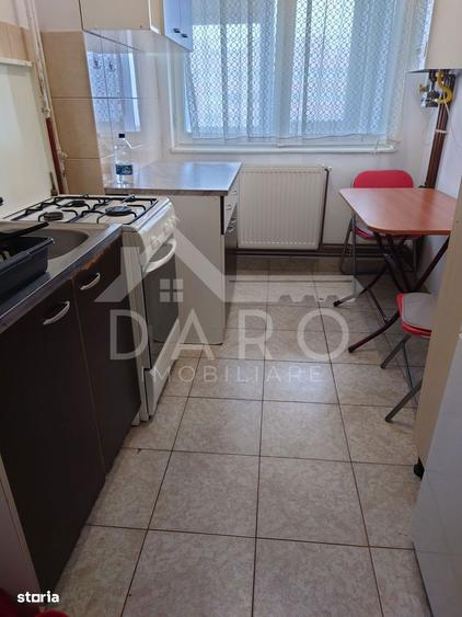 Apartament cu 2 camere decomandat în Aleea Carpați