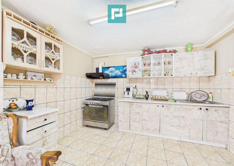 Casa cu 4 camere in Parneava - 4