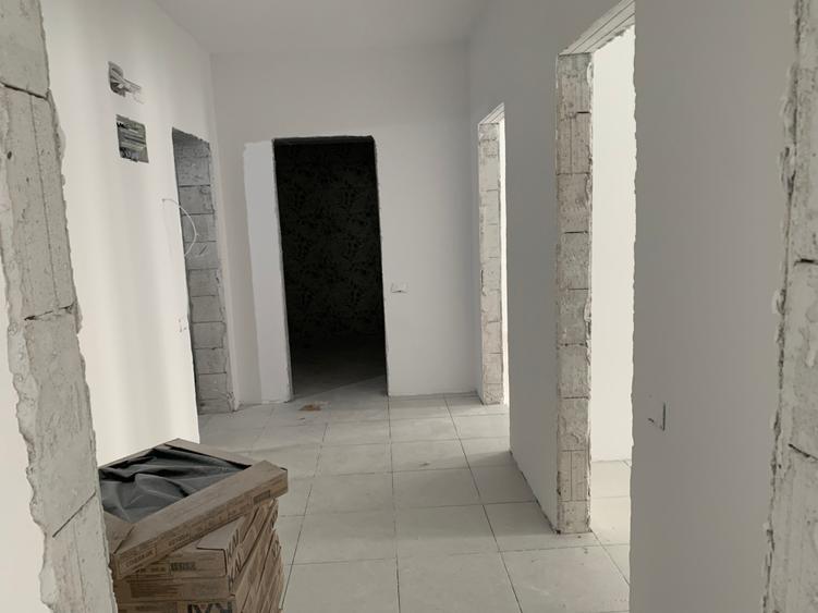 Apartament 2 camere decomandat, bloc nou, metrou Berceni - 6 min. - 10