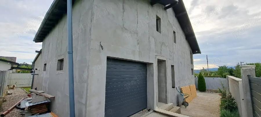 casa zona linistata - 2