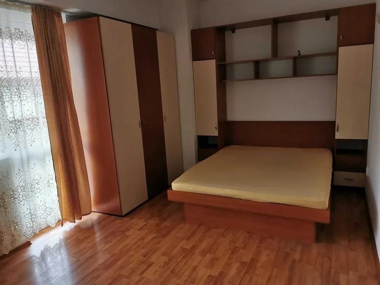 Apartament cu 2 camere, etajul 1/4, zona Nicolina - 2