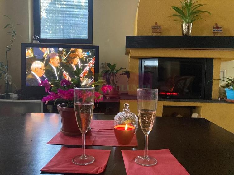 Vila de vanzare in Busteni - Zona semicentrala - 7