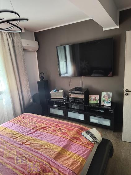 Vand apartament 3 camere - 13