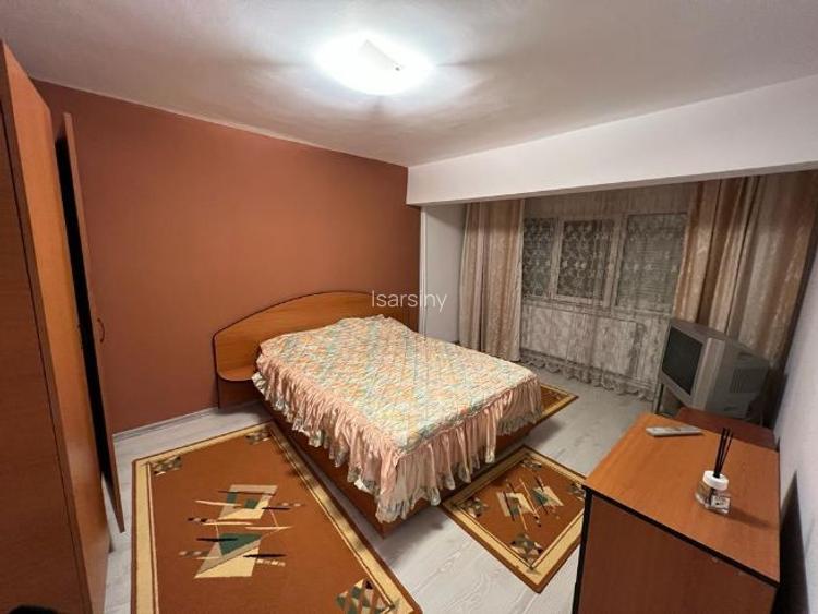 Inchirez apartament 3 camere Inchirez apartament 3 camere