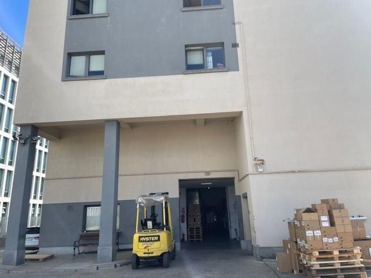 Spațiu industrial, de 1,700 mp, în Nord