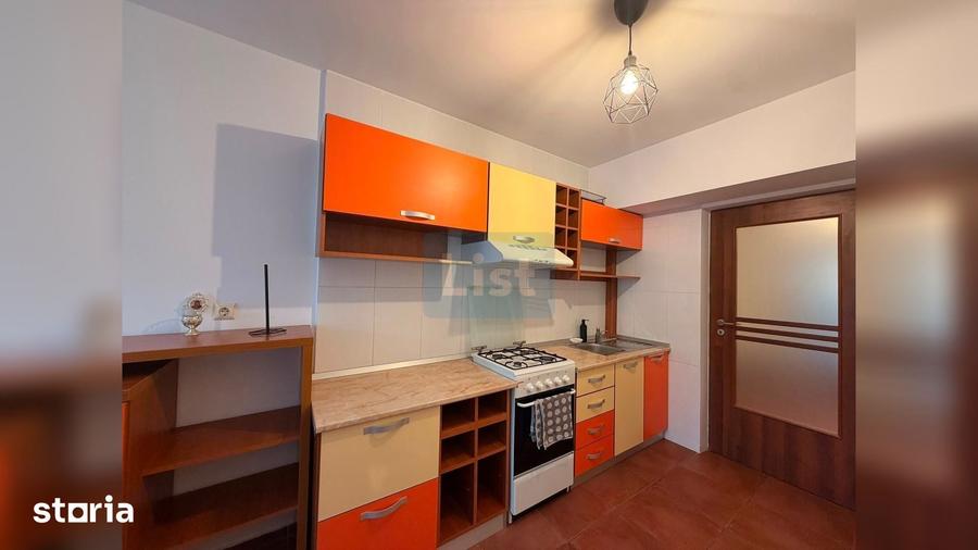 Apartament cu 2 camere în Micro 17