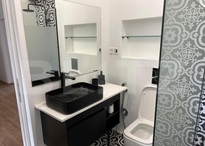 Spa?iu birouri, 80 mp, langa Parcul Central - 10