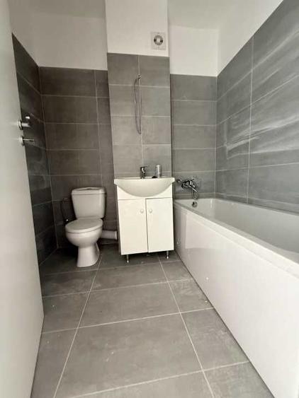 Garsoniera cartier Militari Residence - mutare imediata!! - 5