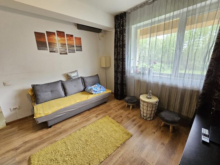 Mihai Bravu/Bloc Nou/Studiou La Cheie/3 Minute Metrou/ - 6