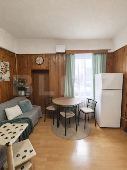 Casă zonă ultracentrală, curte comună, 50 mp, cu loc de parcare - 2