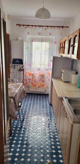 Inchiere 2 camere,decomandat,ultracentral. - 3