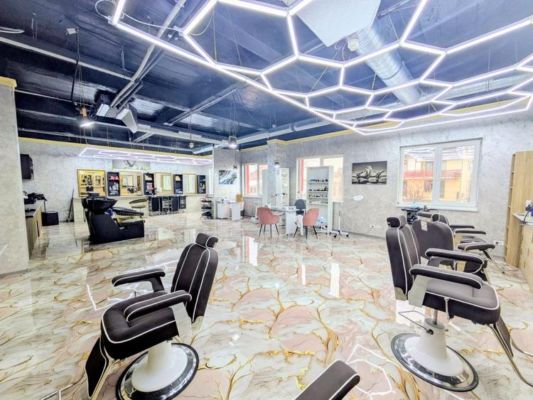 De închiriat: SAD - 220 mp - Pretabil pentru salon de infrumusetare - 3