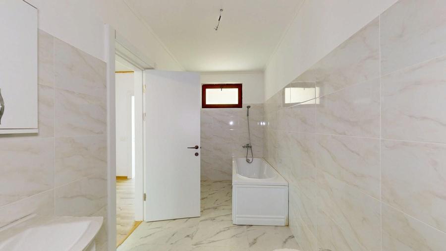 Casa Duplex cu 3 dorm.+ Dressing + Panouri Solare! Cu 2 intrari! - 13