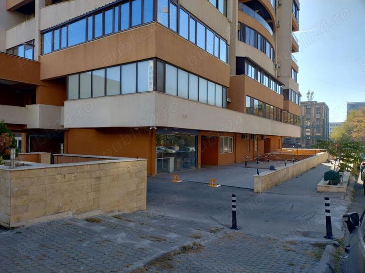 Inchiriez spatiu parter bloc, 1050 mp, Bucuresti, Splaiul Independentei - 5