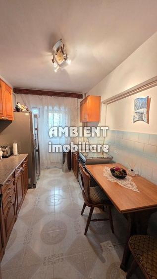 Apartament cu 3 camere, etaj 7, mobilat si utilat, VASLUI - zona GARA; - 4