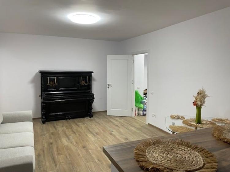 3 camere, Plaza, tot nou, prima inchiriere, proprietar - 1