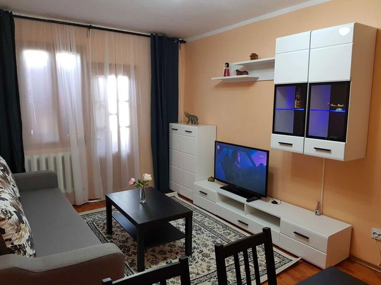 Inchiriez camera in apartament de 3 camere pentru un baiat - SUD - 3