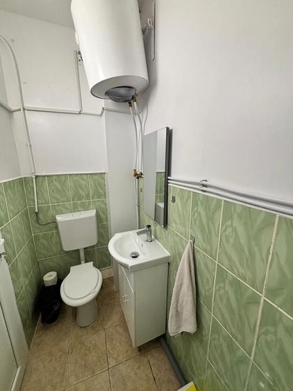 Ofer spre inchiriere garsoniera 20 mp zona Stadion - 1