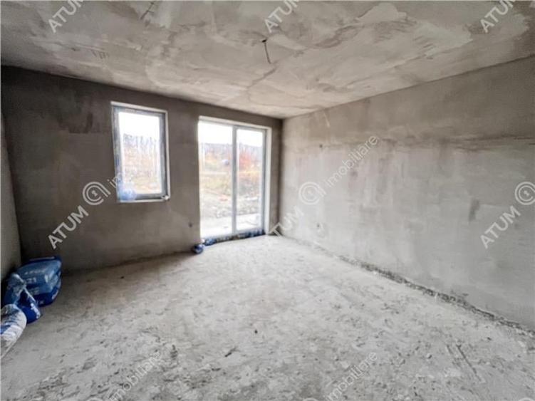 Casa Duplex cu 5 camere si teren de 255 mp situata in Cisnadie - 1