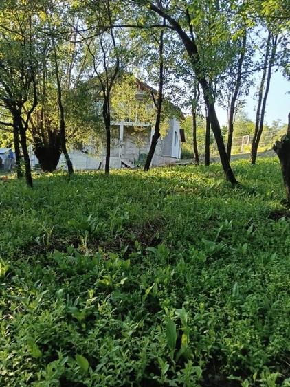 Casă individuală cu 4 camere cu Canalizare în Central