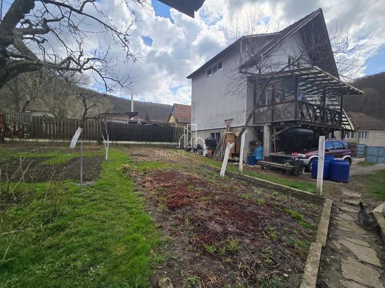 Casa de vanzare, Suprafata teren 720Mp, zona Caraiman, Sighisoara - 2