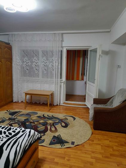 Inchiriez apartament cu o camera ansamblul Buzaului - 3