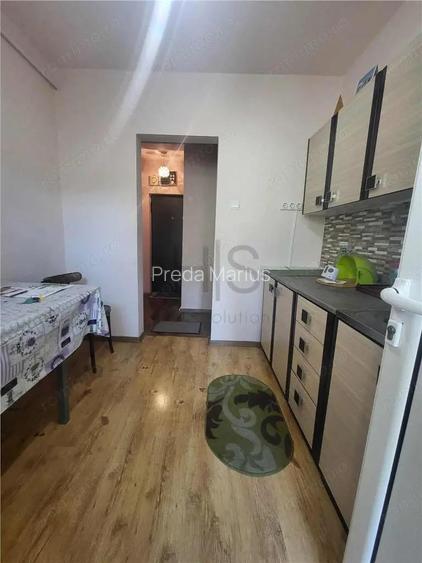 Apartament 3 Camere, Central, Decomandat, etaj 1 Apartament 3 Camere, Central, Decomandat, etaj 1