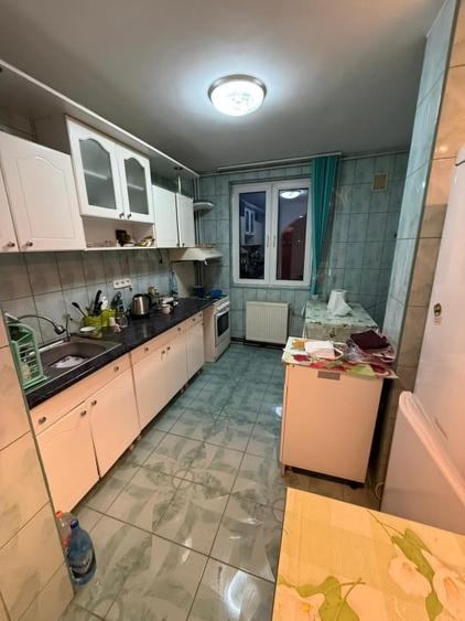 3 Camere Centrala Proprie Et.4/4  Bloc Reabilitat Metrou Valea Ialomitei - 2