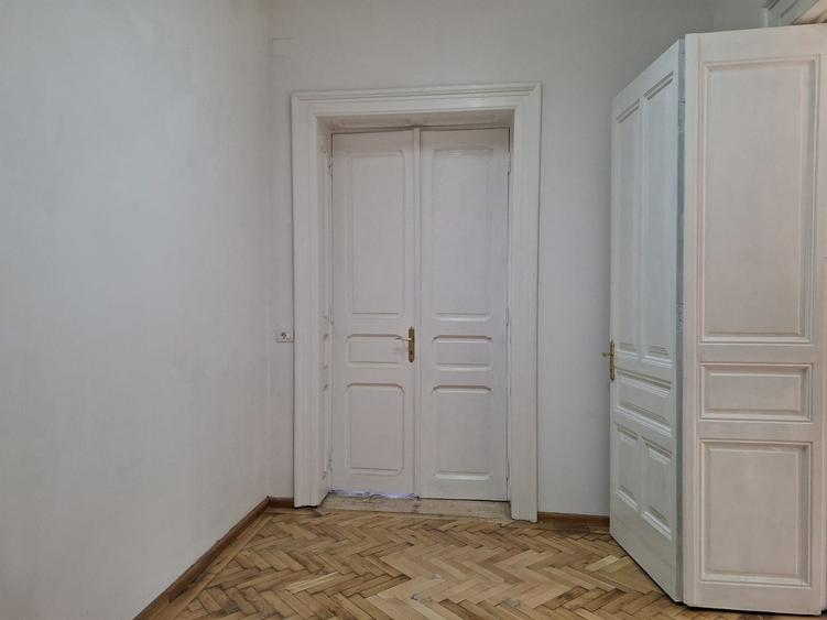 URGENT!, et. 1/P+2+M in vila arhitectonica, liber, NEGOCIABIL - 8