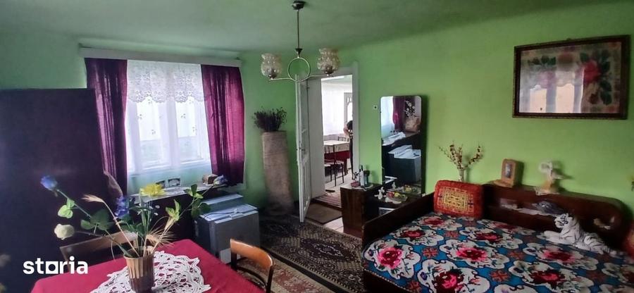 Casă cu 3 camere cu Teren 1443 Mp în Mihai Viteazu