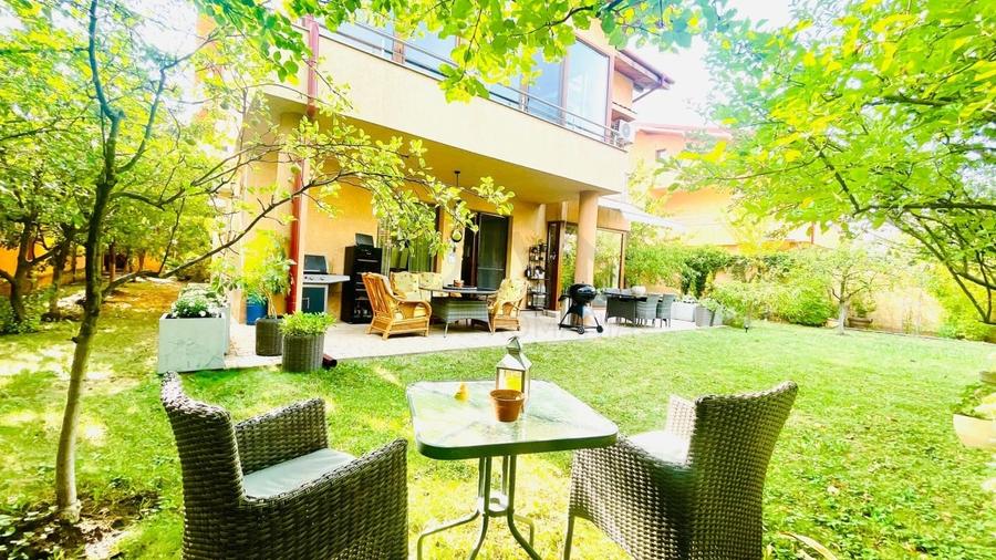 REV2001965 Vila cu mansarda langa padure in Corbeanca - 1