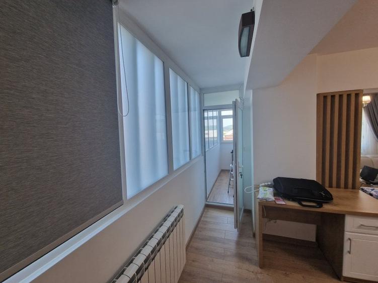 Ultracentral zona A, vedere Univ. si Prefectura, complet renovat si mobilat - 15