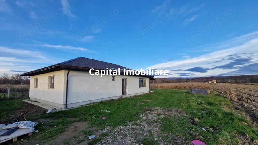 Casa de vanzare, Catalina, 3 dormitoare, 9 ari Comision 0%