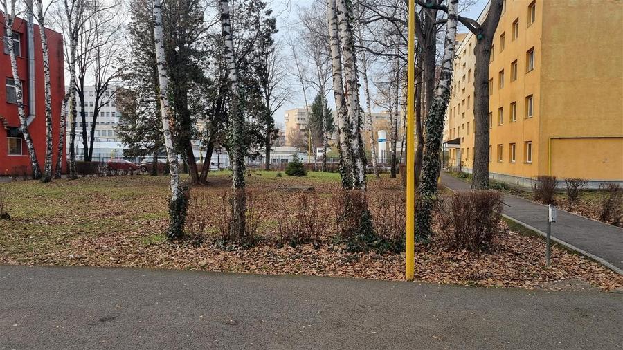 Teren intravilan construibil , zona Spitalul Judetean - 5