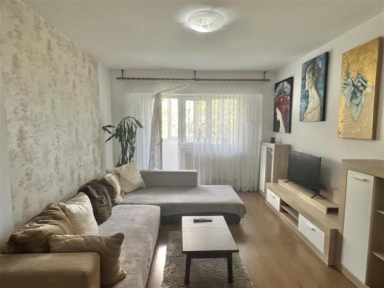 Metrou 1 Decembrie 1918, 5 minute, apartament cochet 2 camere, ctr. ANAF Metrou 1 Decembrie 1918, 5 minute, apartament cochet 2 camere, ctr. ANAF