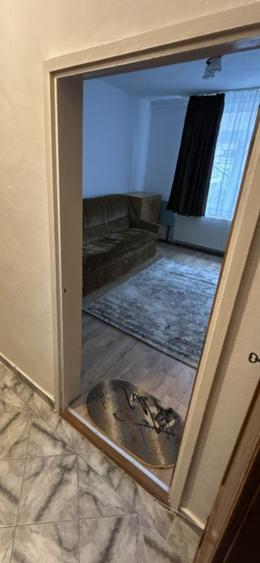 Garsoniera  -langa Colina Universitatii- str Avram Iancu - 3