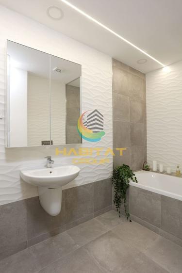 Apartament cu 3 camere decomandat în Sud-Vest