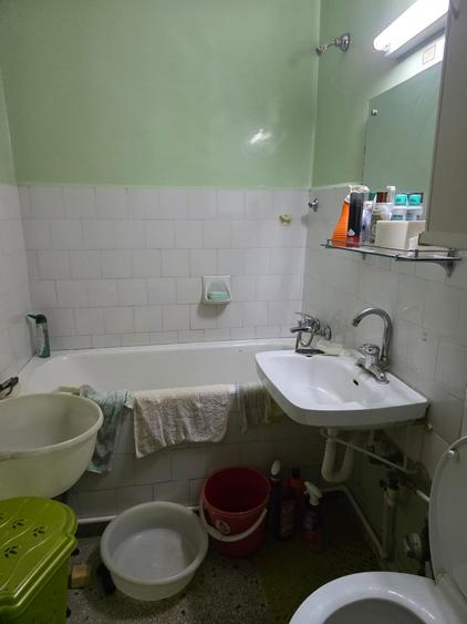 Jean Steriadi, 10 minute metrou 1 Decembrie 1918, langa Auchan Titan, - 10