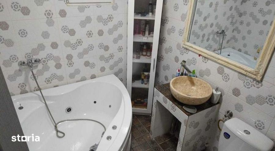 Vand apartament ,2 camere, etaj 4 - 2