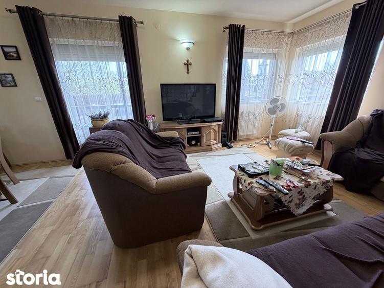 Vand casa 4 camere la cheie [singur in curte] - 9