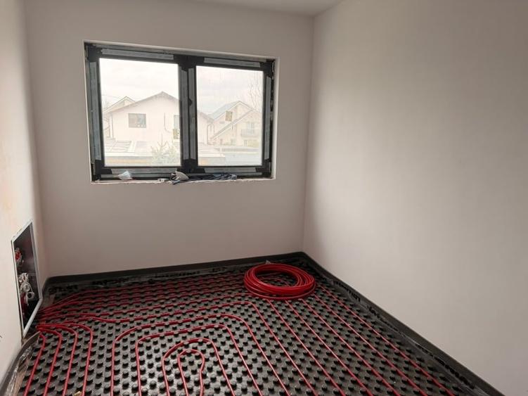 Casă la alb. 4 camere P+1+M  125 mp, com. Berceni central,  99.000 euro - 8